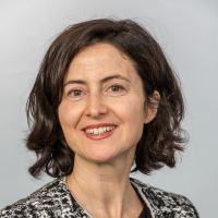 Lucia Sinapi-Thomas